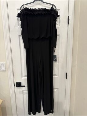 Off-Shoulder Black Jumpsuit with Ruffle Trim(21)
